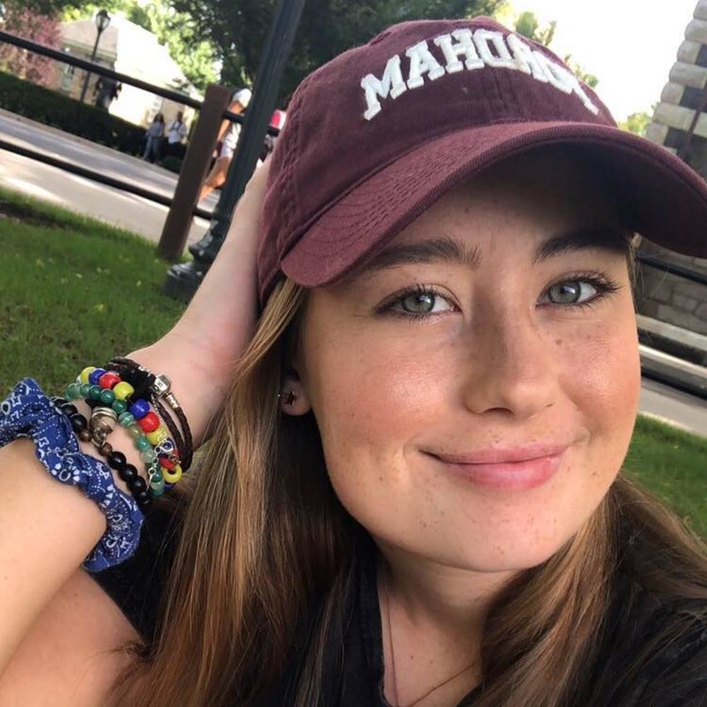 Meet your Posher, Ainslie